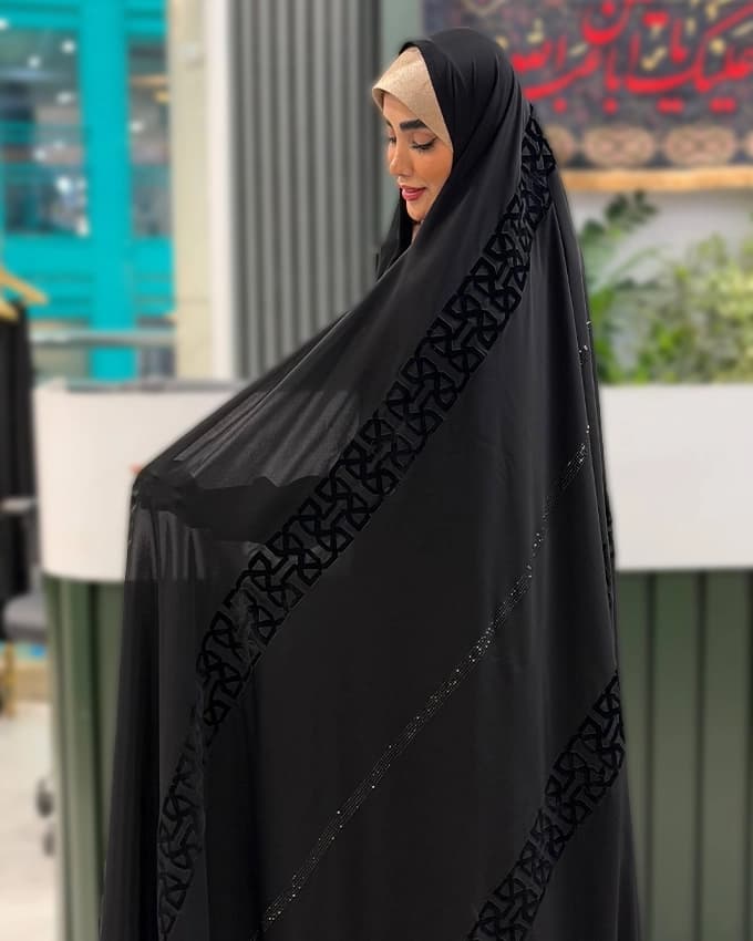 چادر دوخت سنتی ایرانی بولگاری نگین ومخمل 1