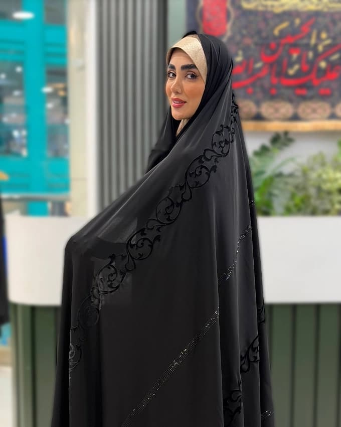 چادر دوخت سنتی ایرانی بولگاری نگین ومخمل 3