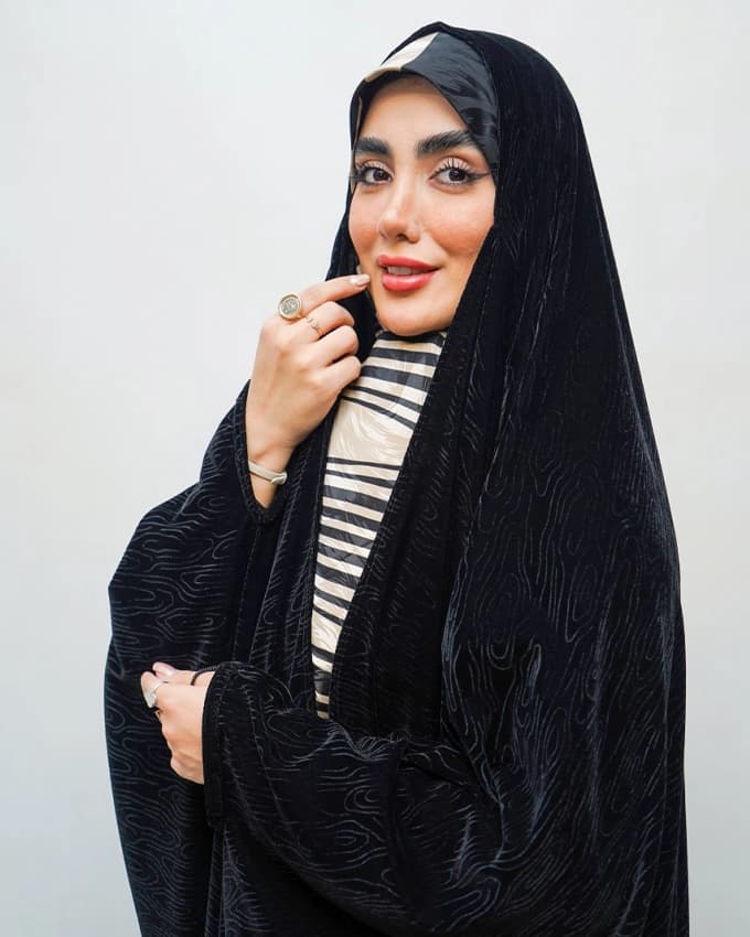 چادر عربی جده مخمل ونوس ایتالیا طرح هزاره — تصویر ۳