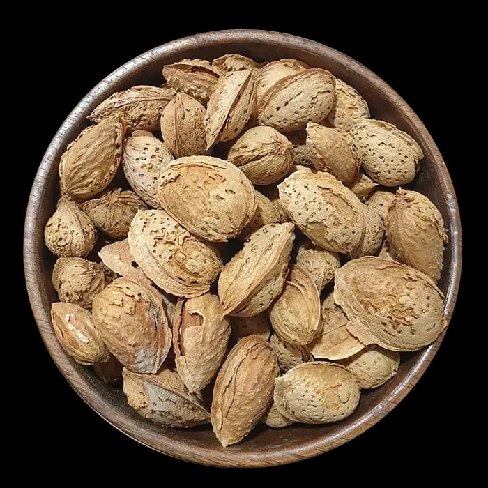 بادام آجیلی (منقا) شیرین محصول استان قزوین