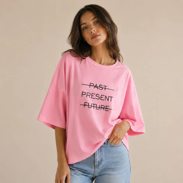 تیشرت باکسی زنانه طرح Past Present Future در 5 رنگ — تصویر ۳