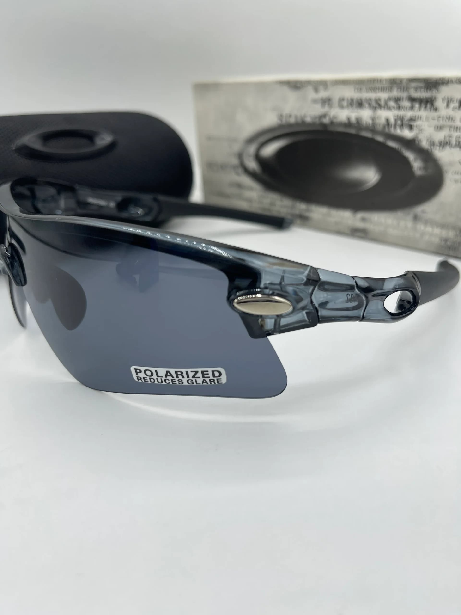 عینک آفتابی ورزشی اوکلی مدل ریدار (Oakley Radar) | فریم حرفه‌ای و عدسی ضدبازتاب (مستر کوالیتی) — تصویر ۸