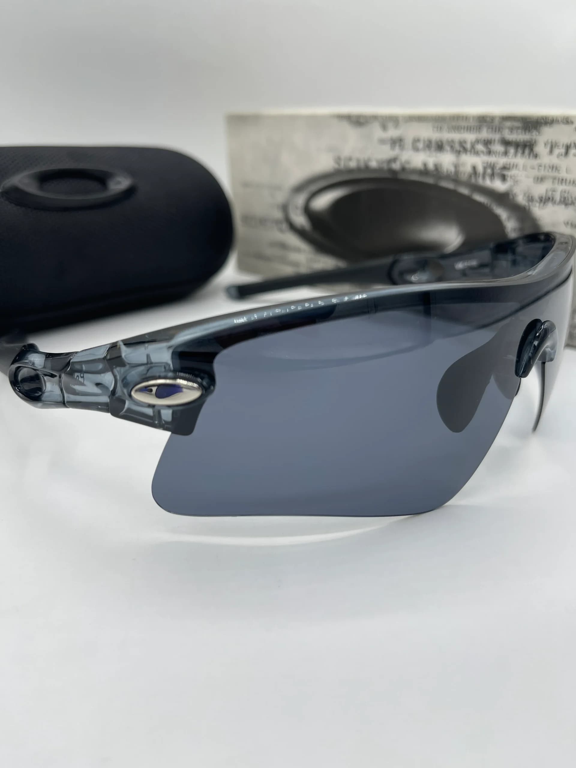 عینک آفتابی ورزشی اوکلی مدل ریدار (Oakley Radar) | فریم حرفه‌ای و عدسی ضدبازتاب (مستر کوالیتی) — تصویر ۶
