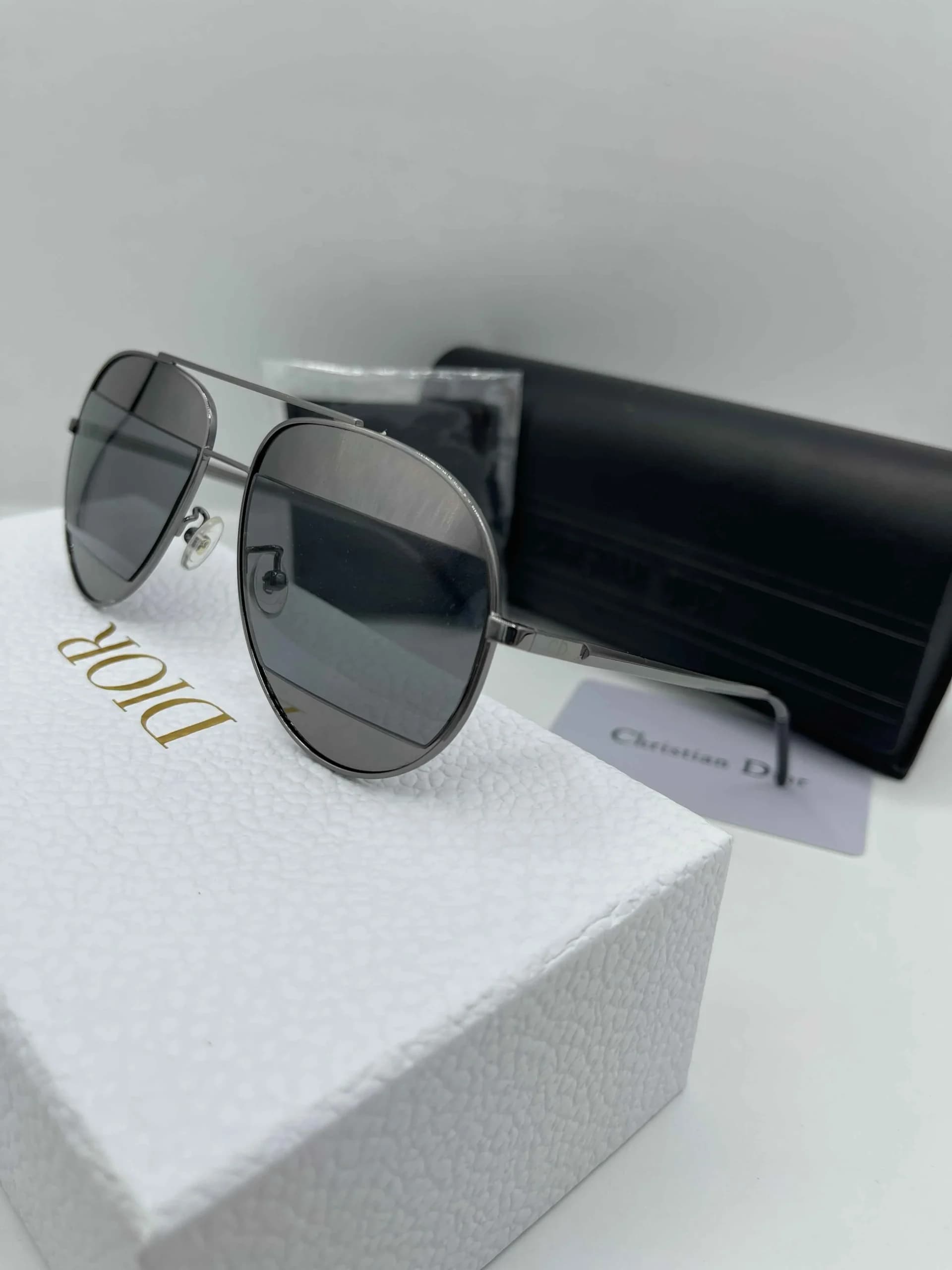 عینک آفتابی دیور مردانه مدل خلبانی (Dior Aviator) فریم فلزی دودی