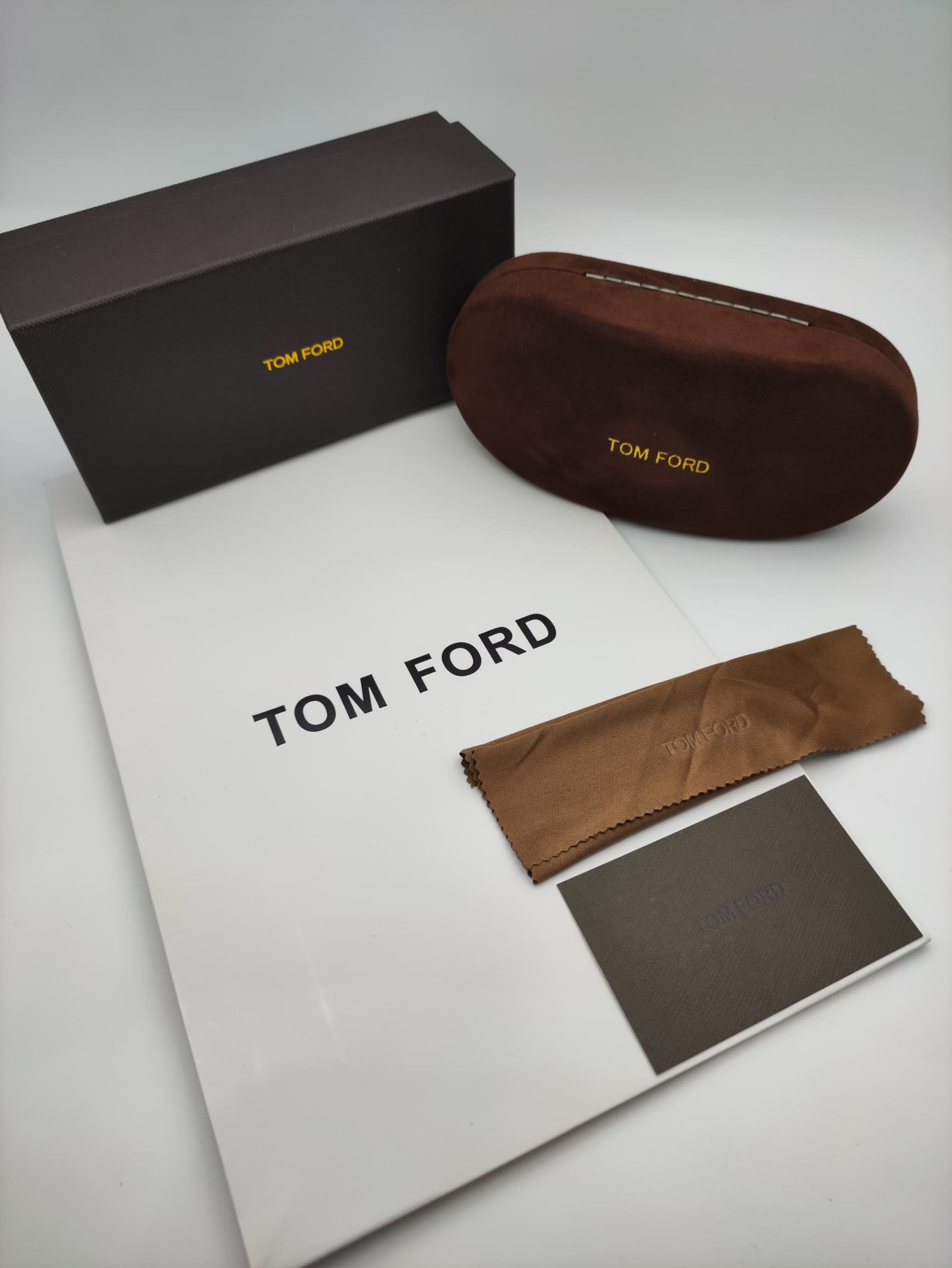 پک جاعینکی اورجینال تام فورد (Tom Ford) — تصویر ۳