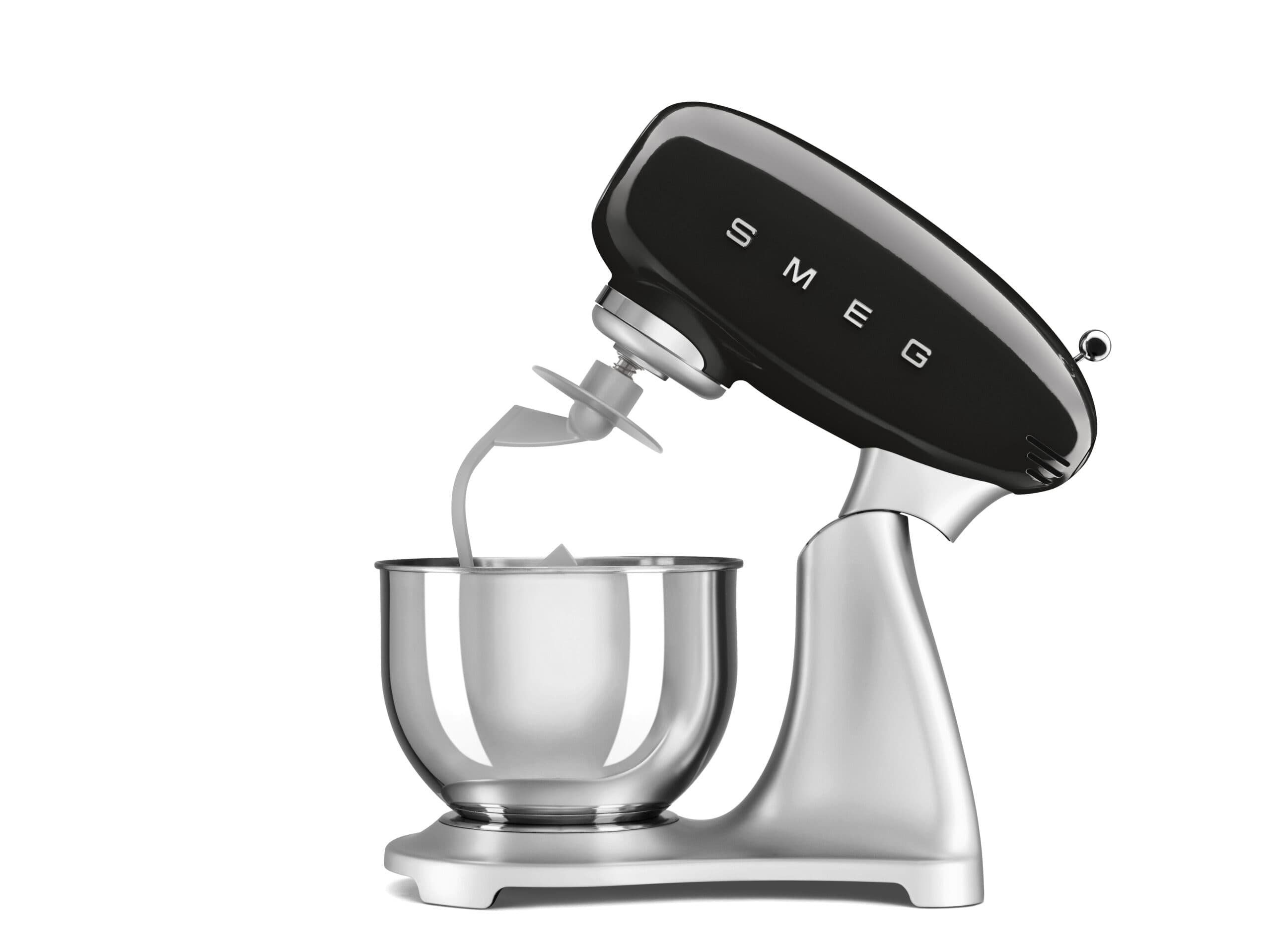 همزن کاسه دار اسمگ SMEG پایه استیل مدل SMF02 مشکی — تصویر ۳