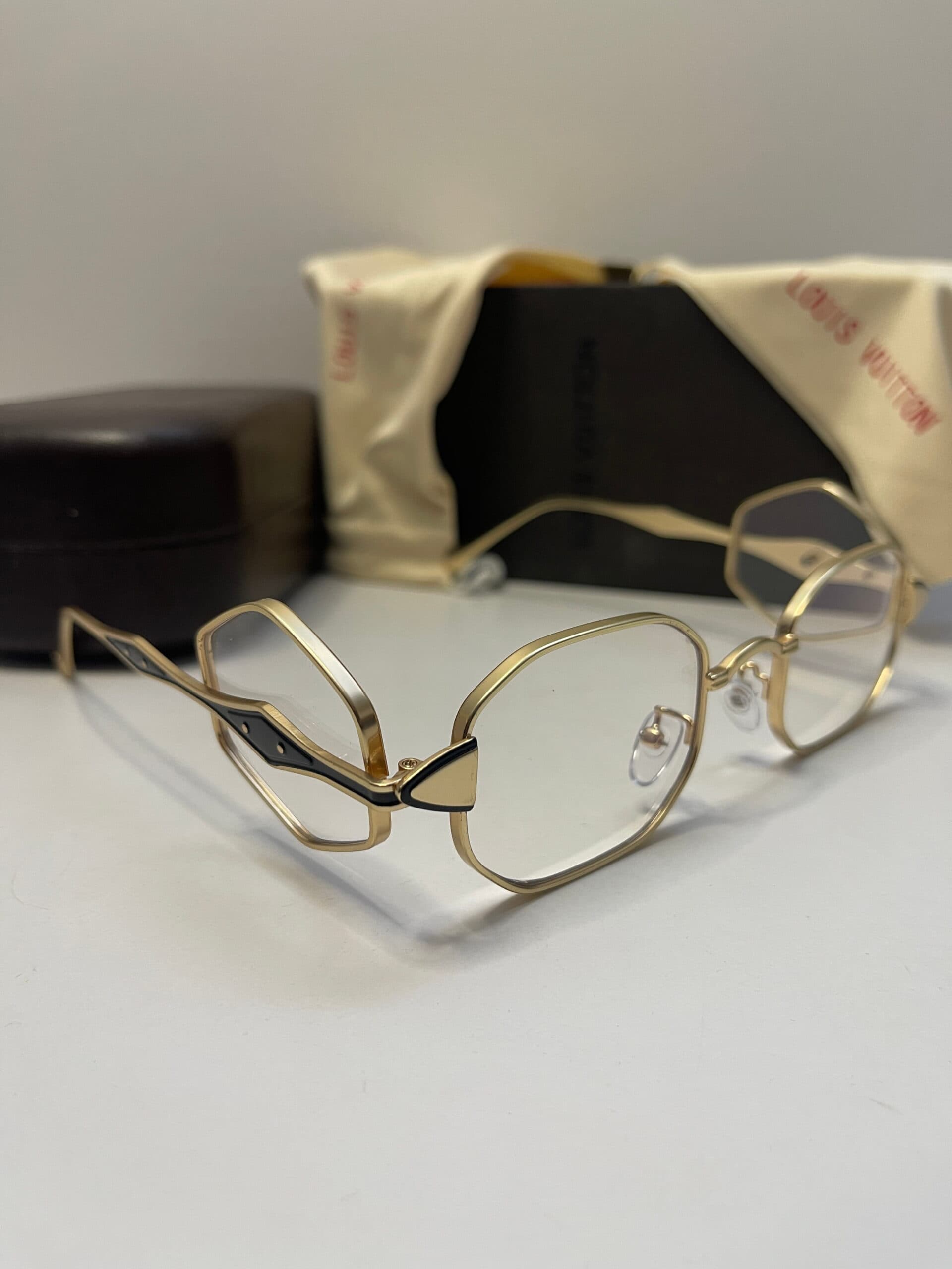 عینک آفتابی لویی ویتون (LV) مدل Double-Hex |فتوکرومیک، بلوکات و UV400
