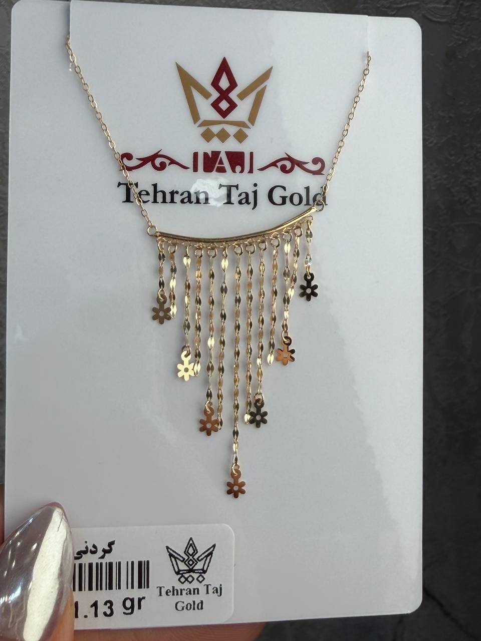 گردنبند شرابه گل تاج
