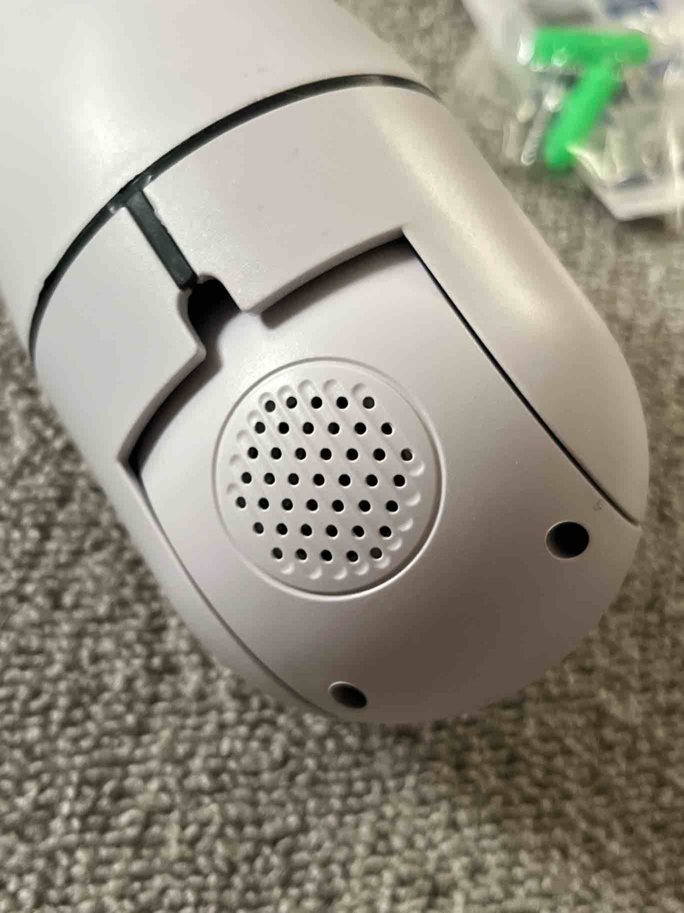 دوربین مداربسته چرخشی بی سیم وای فای دار مدل v380 — تصویر ۵