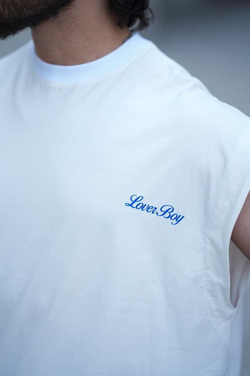 تیشرت وست چاپ Lover boy سفید مردانه | تیشرت کاوری | آستین حلقه — تصویر ۴