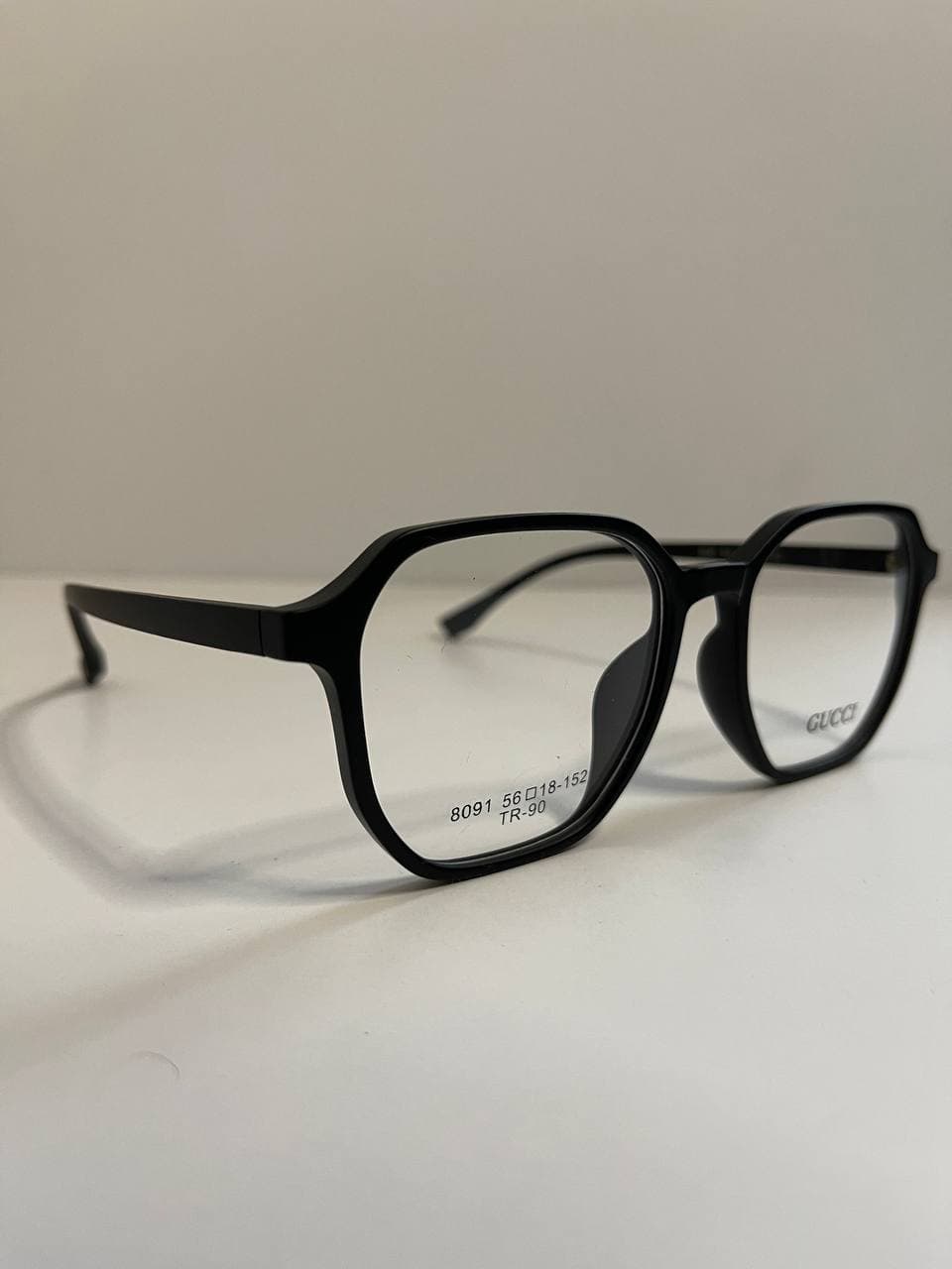 عینک طبی یونیسکس گوچی Geometric Clear — تصویر ۸