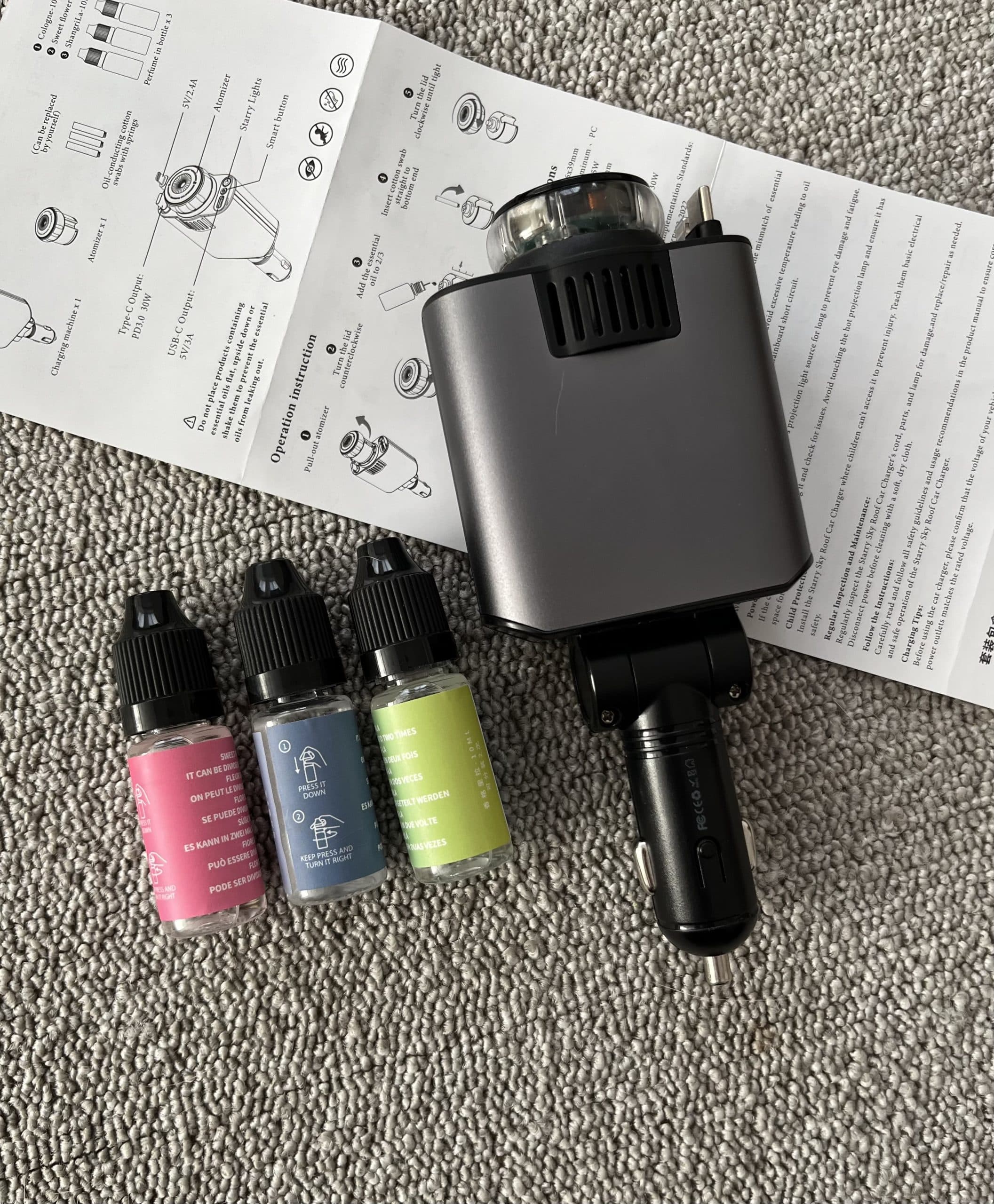 شارژر فندکی ماشین با کابل جمع شونده لیزرکهکشانی خوش بو کننده هوشمند 5 کاره STARKIGHT CAR CHARGER مدل D1 W&O — تصویر ۳