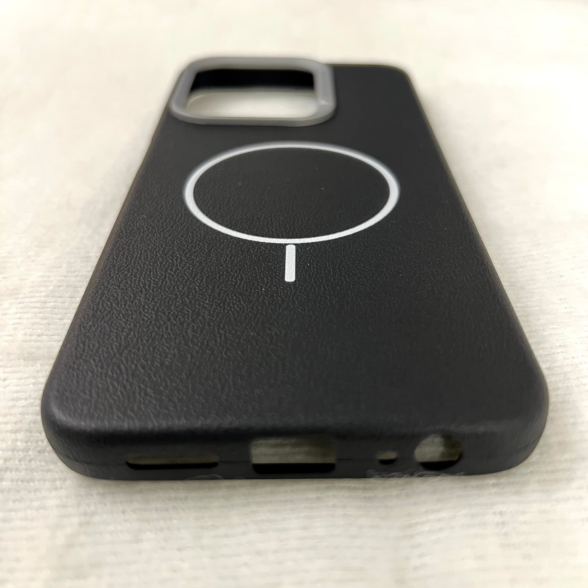 کاور مدل leather مناسب برای گوشی موبایل شیائومی Redmi 15C / Poco C85 — تصویر ۴