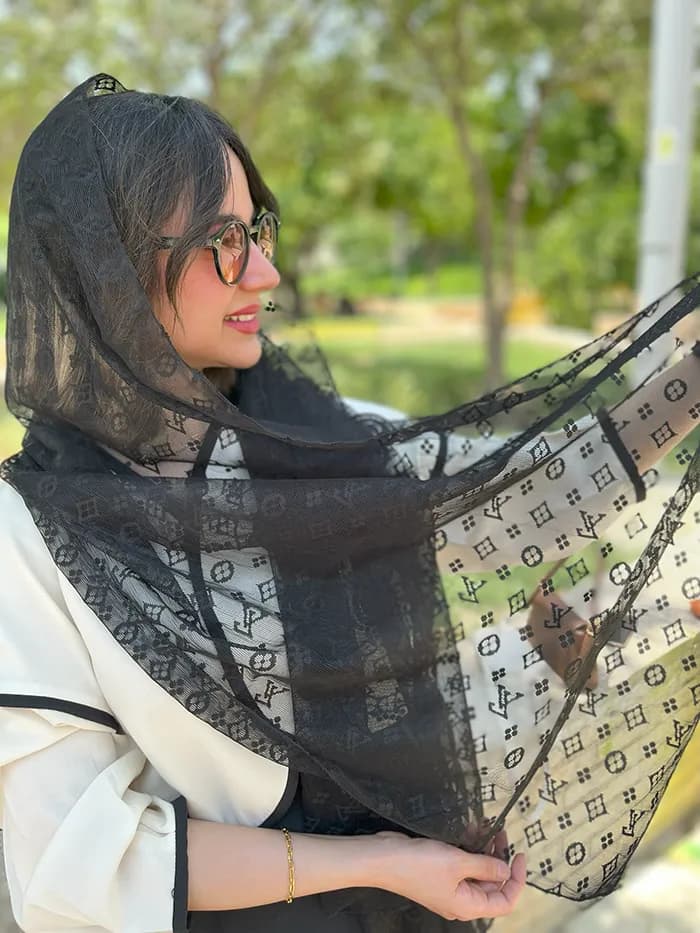شال توری طرح LV — تصویر ۲