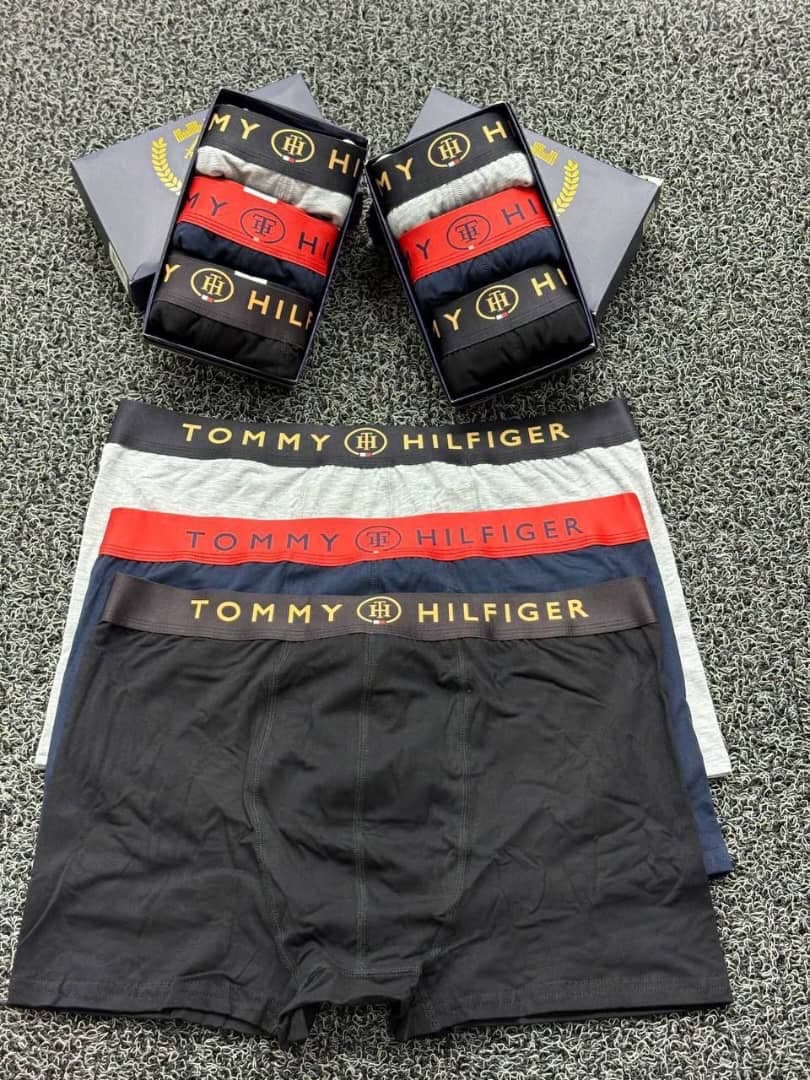 شورت مردانه نیم پا TOMMY جین ۱۲ تایی