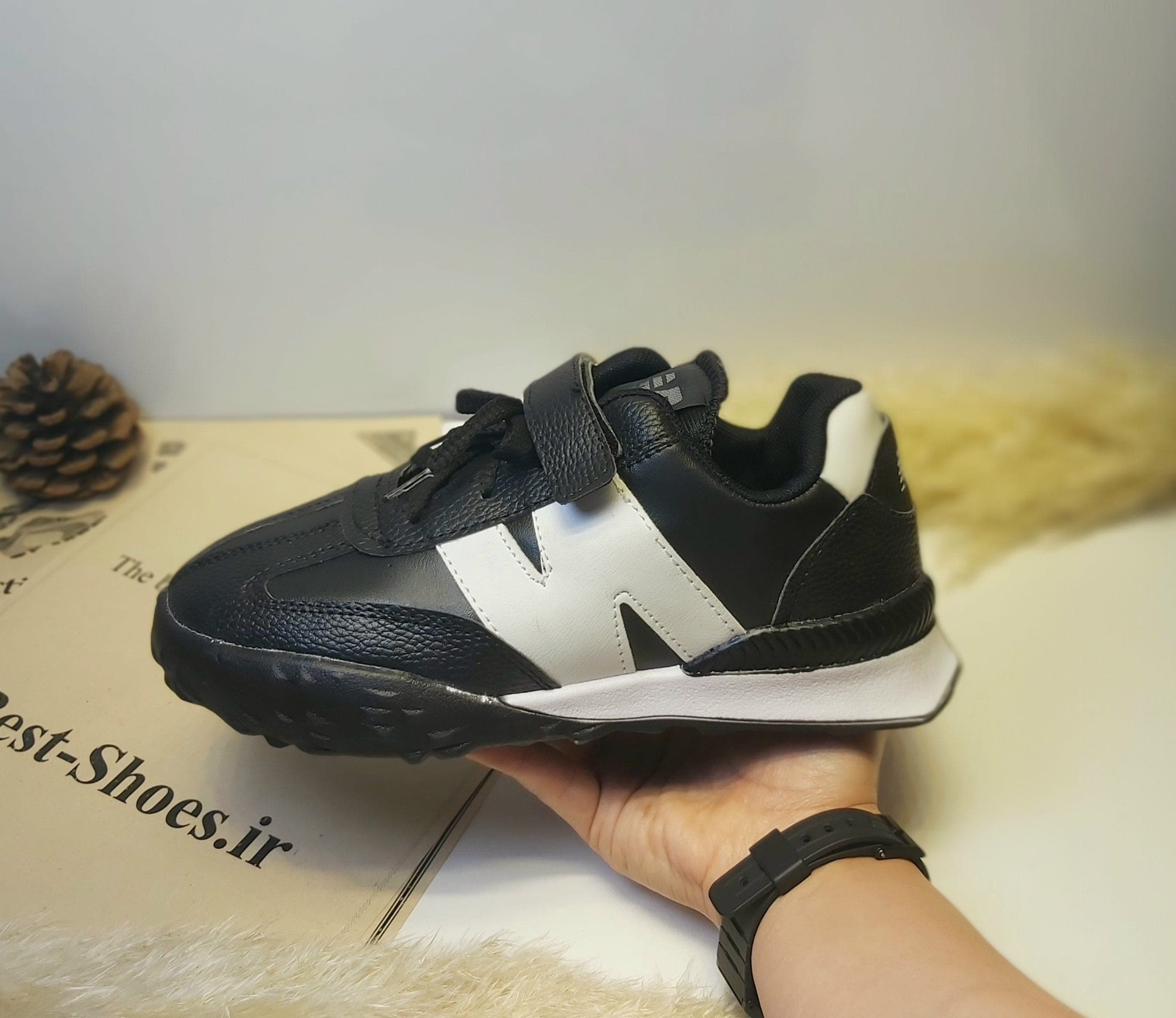 کتونی نیوبالانس (New Balance) مدل چسبی کد FL-164