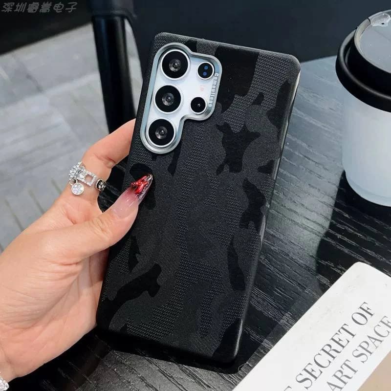 گارد چریکی مخملی با قابلیت مگسیف و ضد ضربه ایفون 16 پرو مکس — تصویر ۴