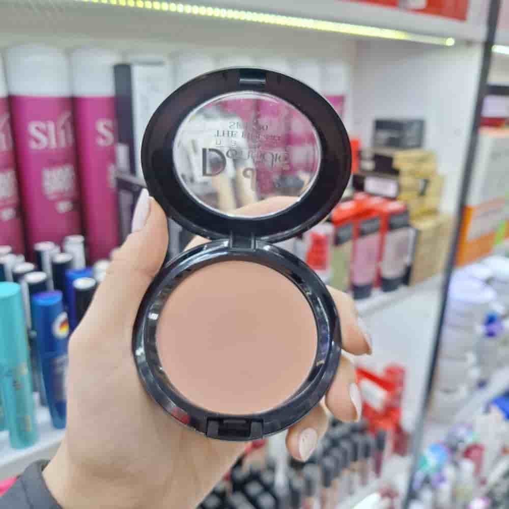 رژگونه دونادیا رنگ قهوه‌ ای -مات