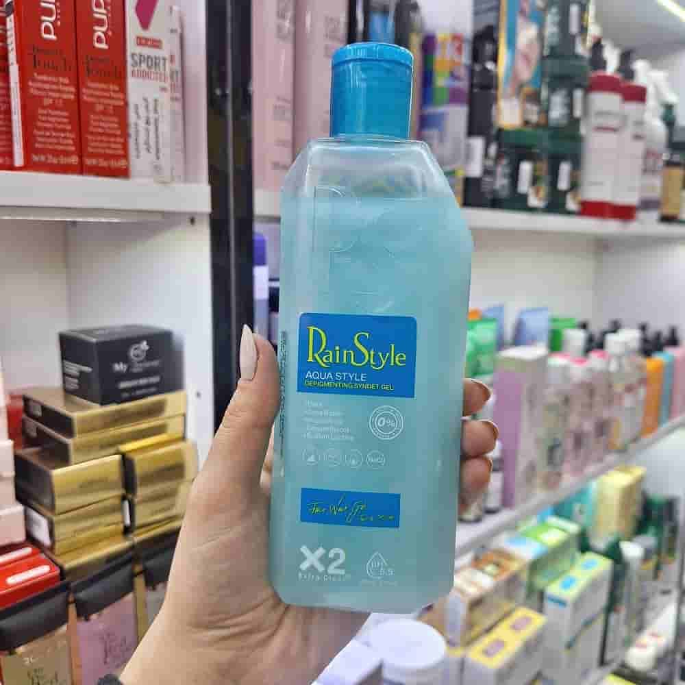 ژل شست و شوی صورت رین استایل مدل Aqua Style مناسب پوست خشک