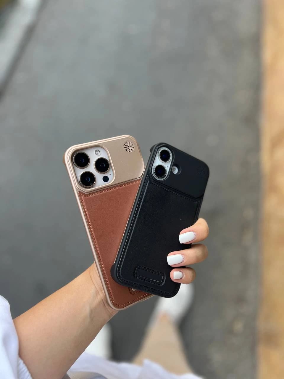 گارد چرم برند Qseries ایفون 15 پرومکس — تصویر ۴