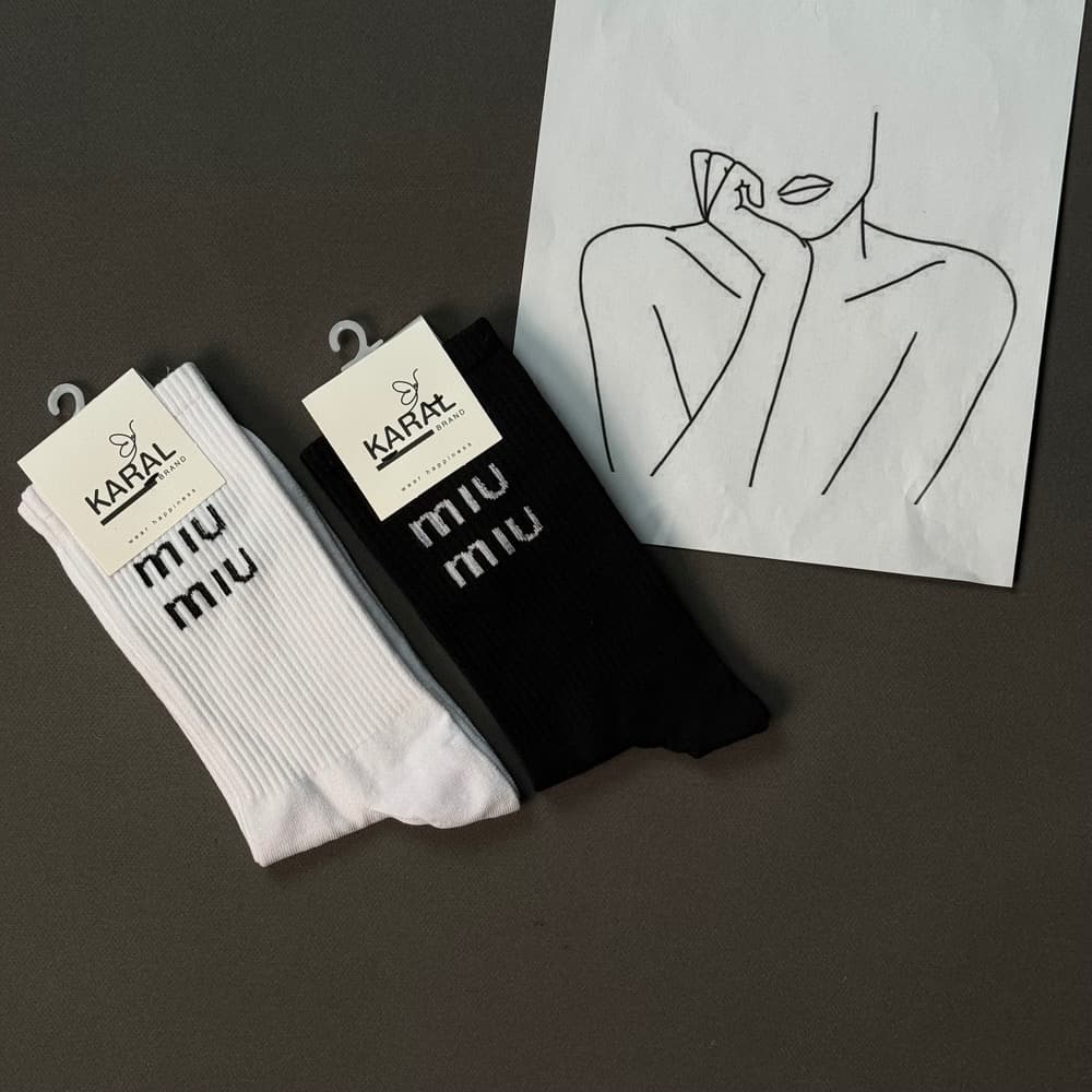 جوراب miu miu