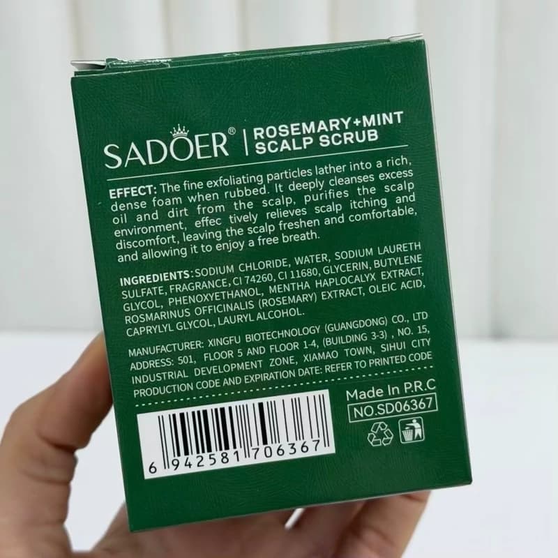 اسکراب کف سر رزماری سادور همراه با سرشور — تصویر ۳