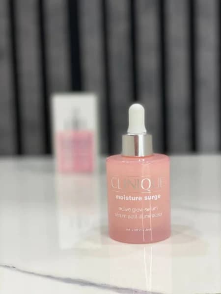 سرم آبرسان و درخشان‌کننده کلینیک Clinique Moisture Surge Active Glow Serum — تصویر ۴