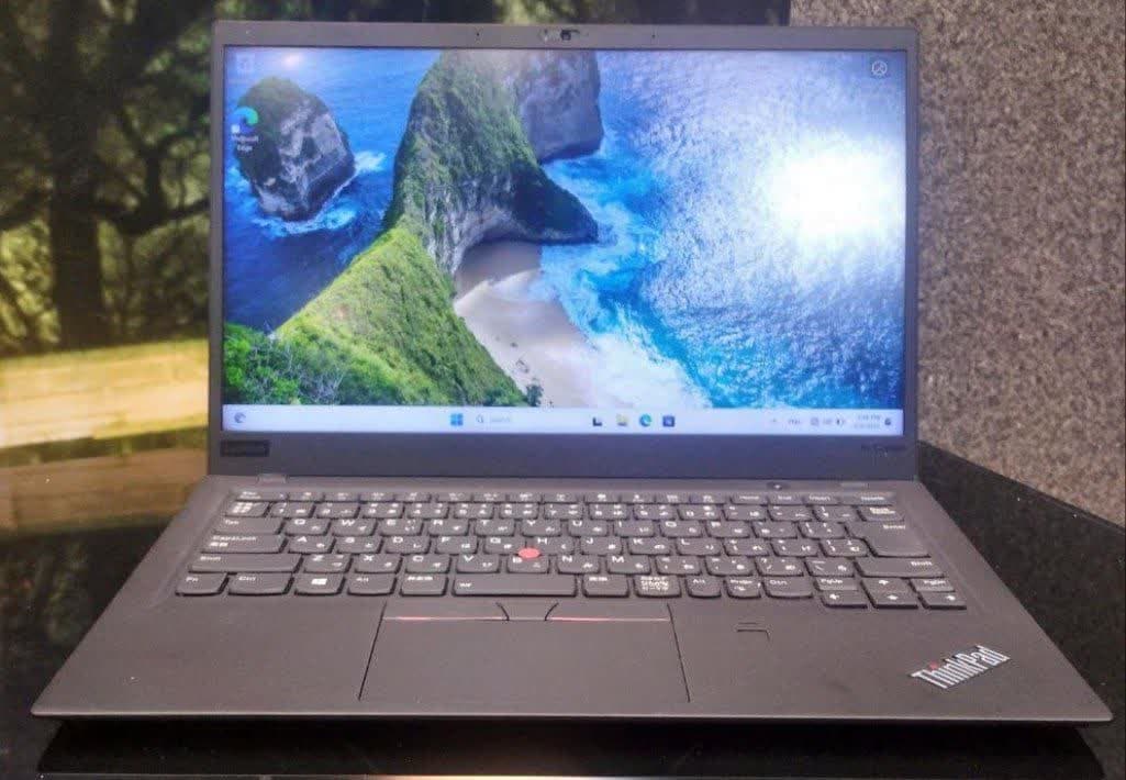 لپتاپ استوک Lenovo ThinkPad X1 Carbon GEN5 نسل i5-6300U | رم 8GB | هارد 256GB SSD گارانتی + کیف — تصویر ۳
