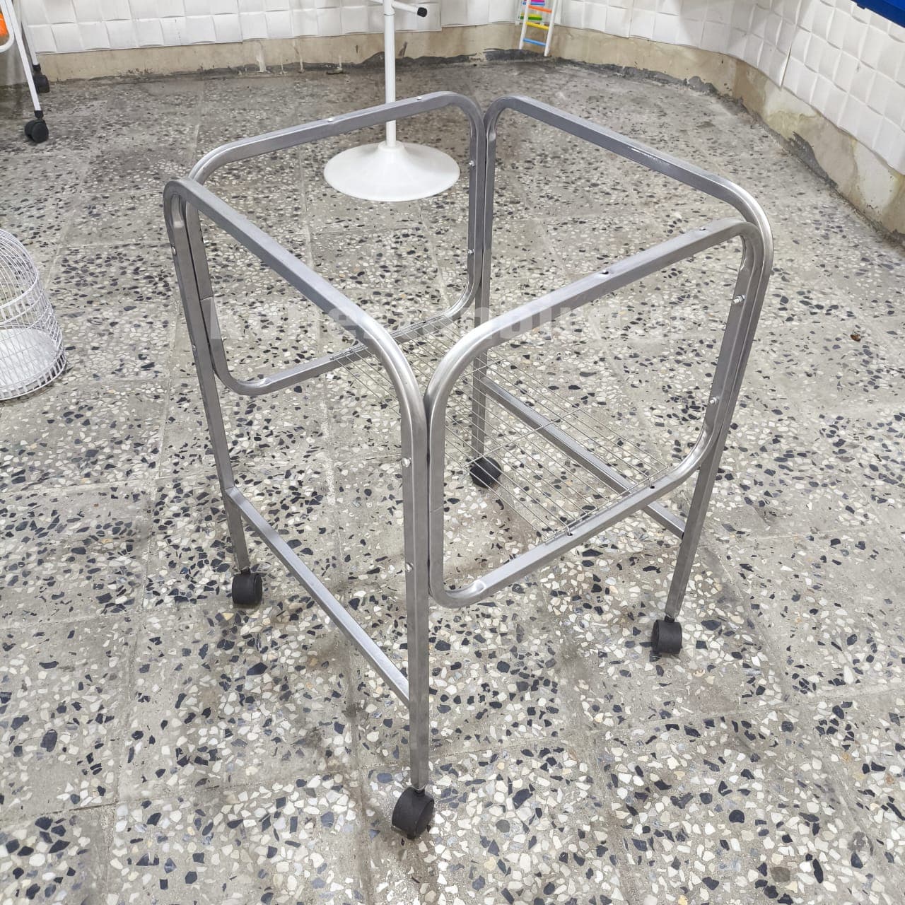 چهارپایه 1033 و 1032 استیل