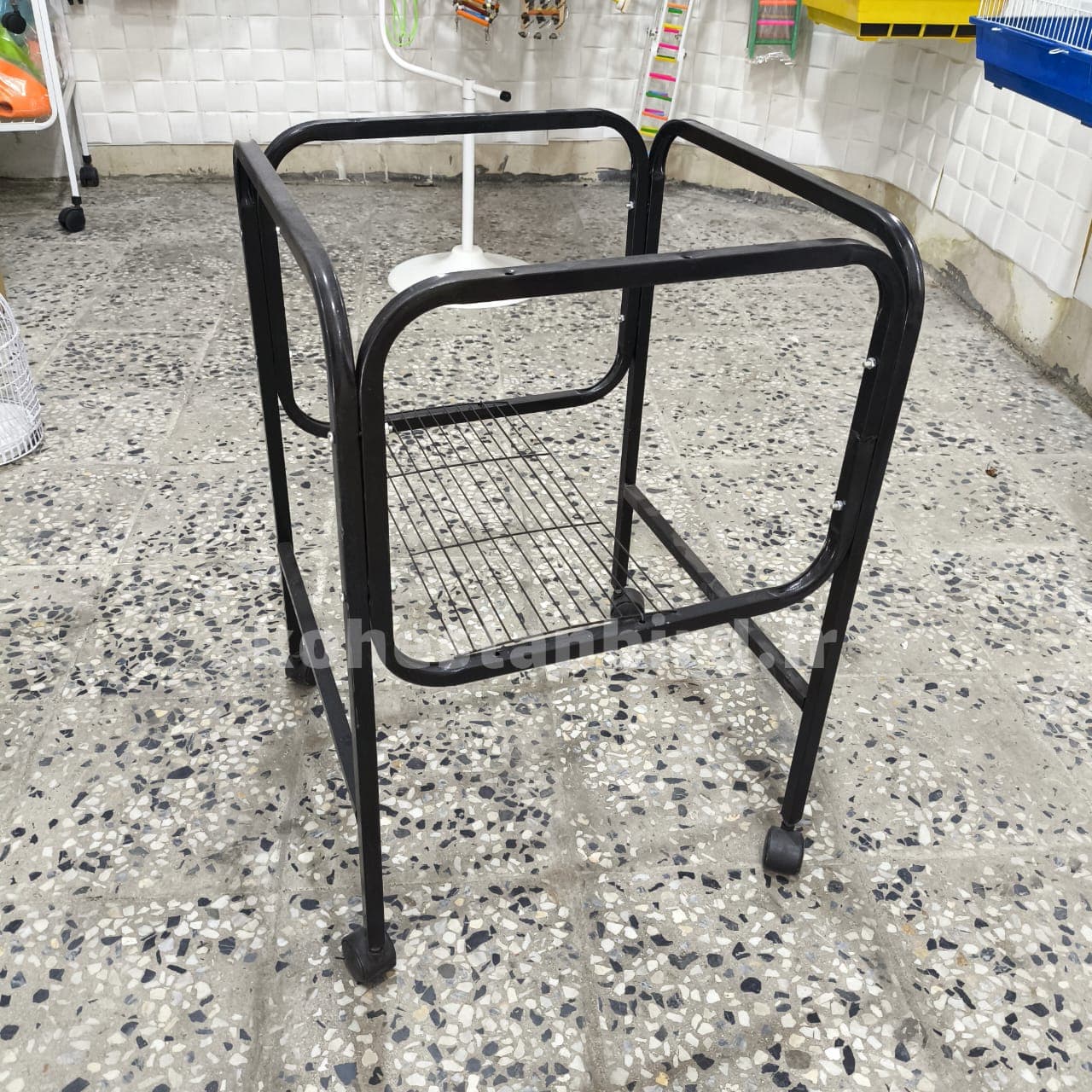 چهارپایه 1033 و 1032 مشکی — تصویر ۴