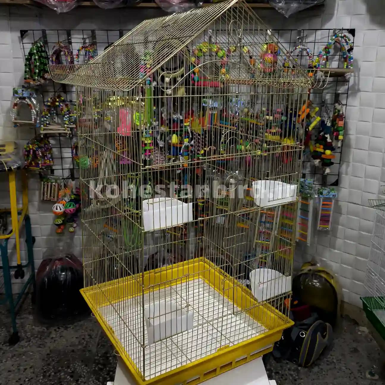 قفس 1038 طلایی — تصویر ۳