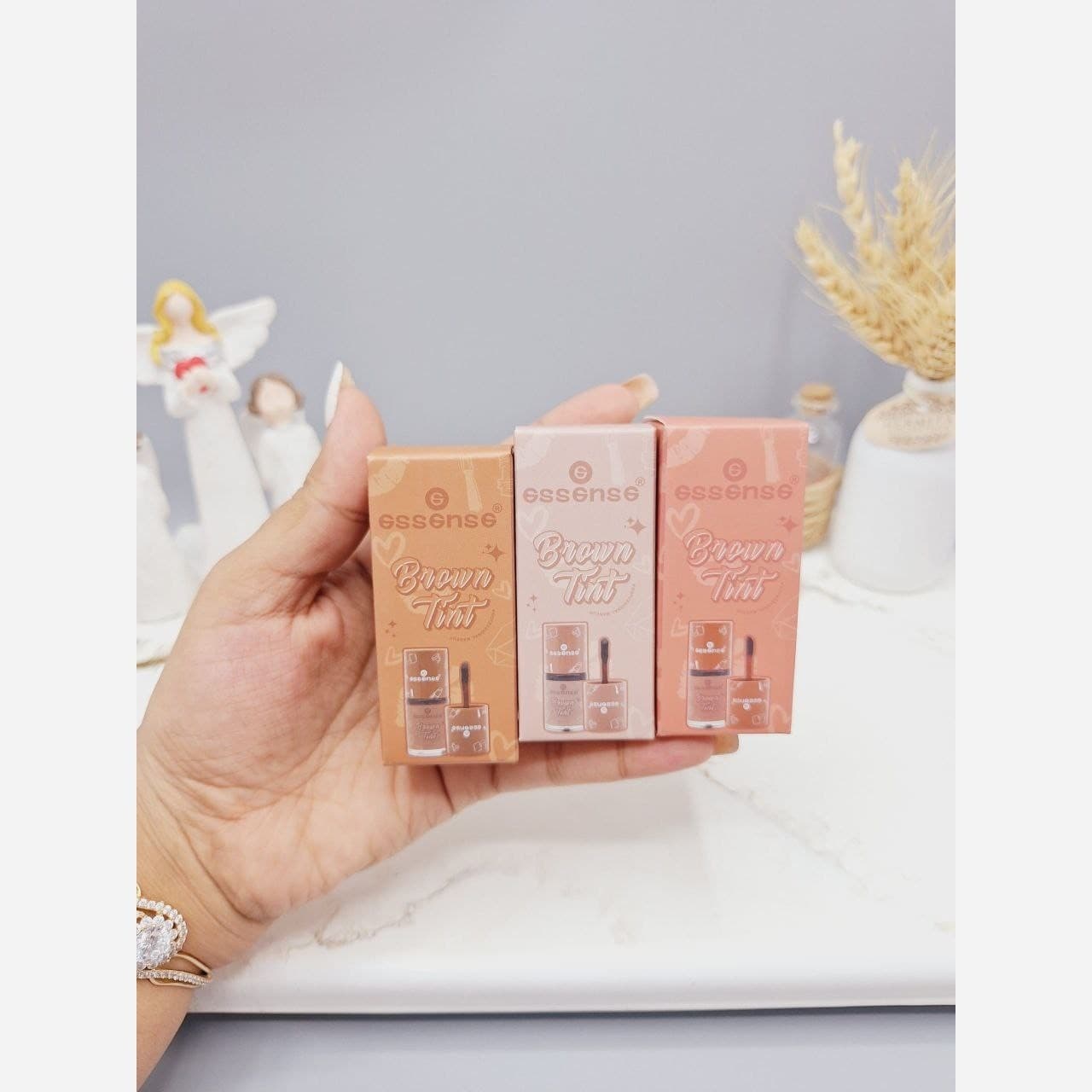 تینت لب قهوه ای اسنس اصلی — تصویر ۴