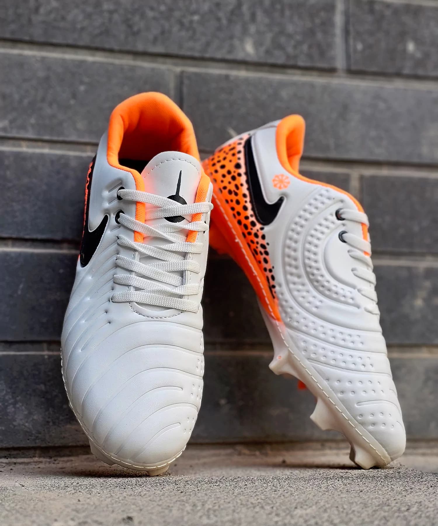 کفش فوتبال نایک تمپو لجند پلنگی 10 Nike Tiempo Legend — تصویر ۵