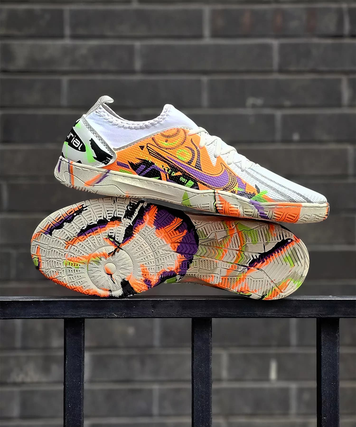 کفش سالنی نایک مرکوریال سفید نارنجی Nike mercurial — تصویر ۴