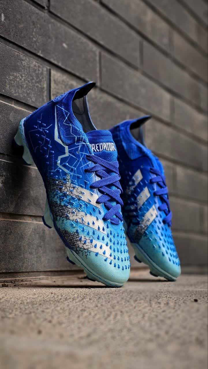 کفش فوتبال آدیداس پردیتور فریک ۲۰۲۴ آبی Adidas Predator Freak — تصویر ۳