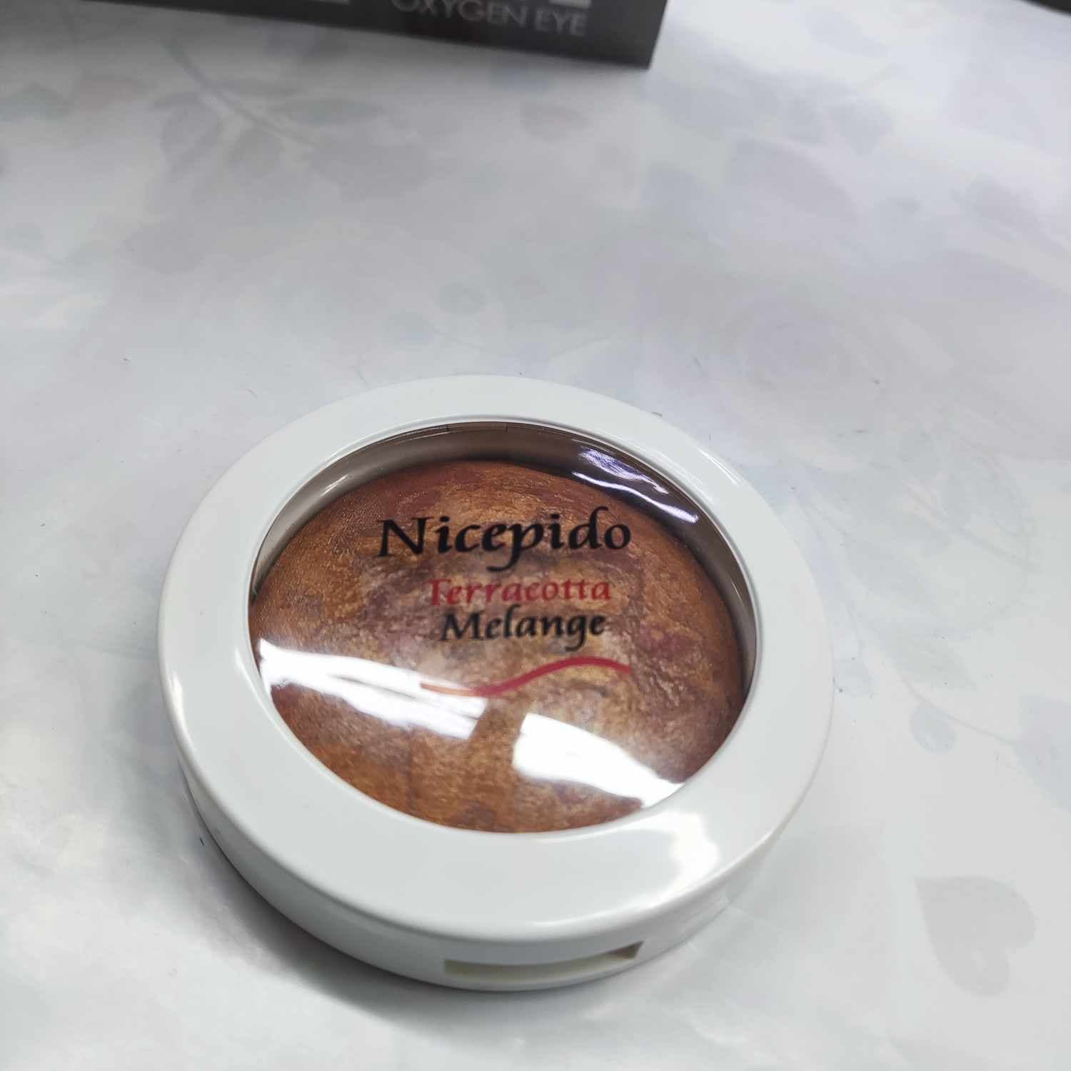 رژگونه تراکوتا نایسپیدو شماره 205 — تصویر ۴