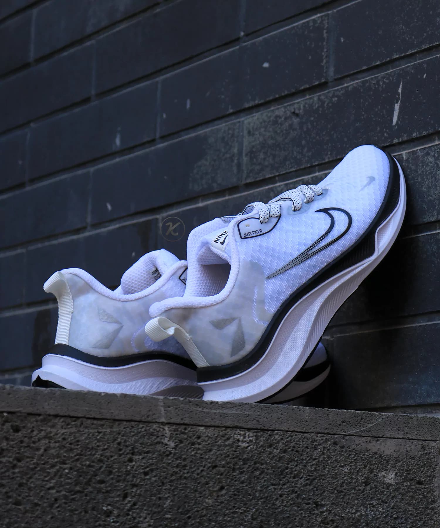 کتانی نایک ایرزوم سفید Nike airzoom — تصویر ۴