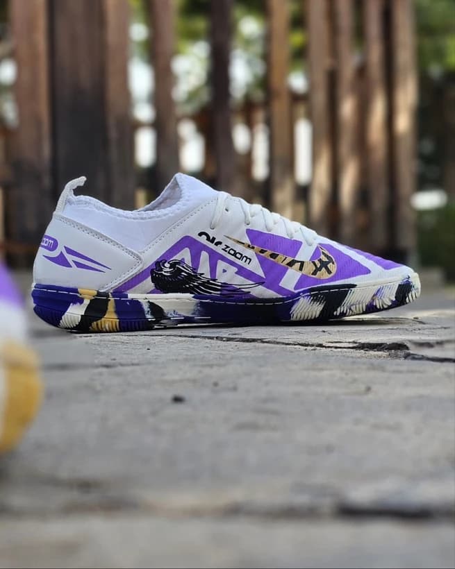 کفش فوتسال نایک ایرزوم سفید بنفش Nike Air Zoom — تصویر ۳
