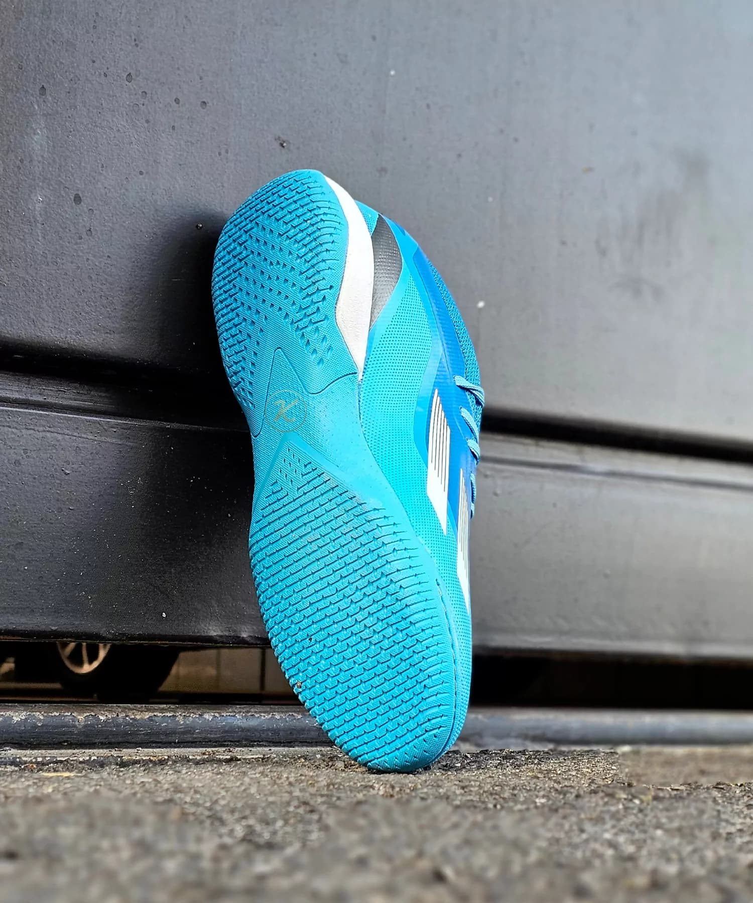 کفش سالنی آدیداس ایکس کریزی فست آبی فیروزه ای Adidas X crazyfast — تصویر ۵