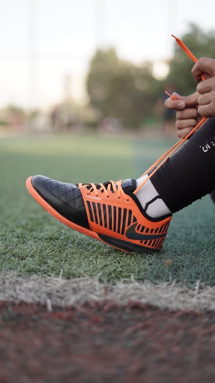 کفش فوتسال نایک لونار گتو مشکی نارنجی Nike Lunar gato ll — تصویر ۲