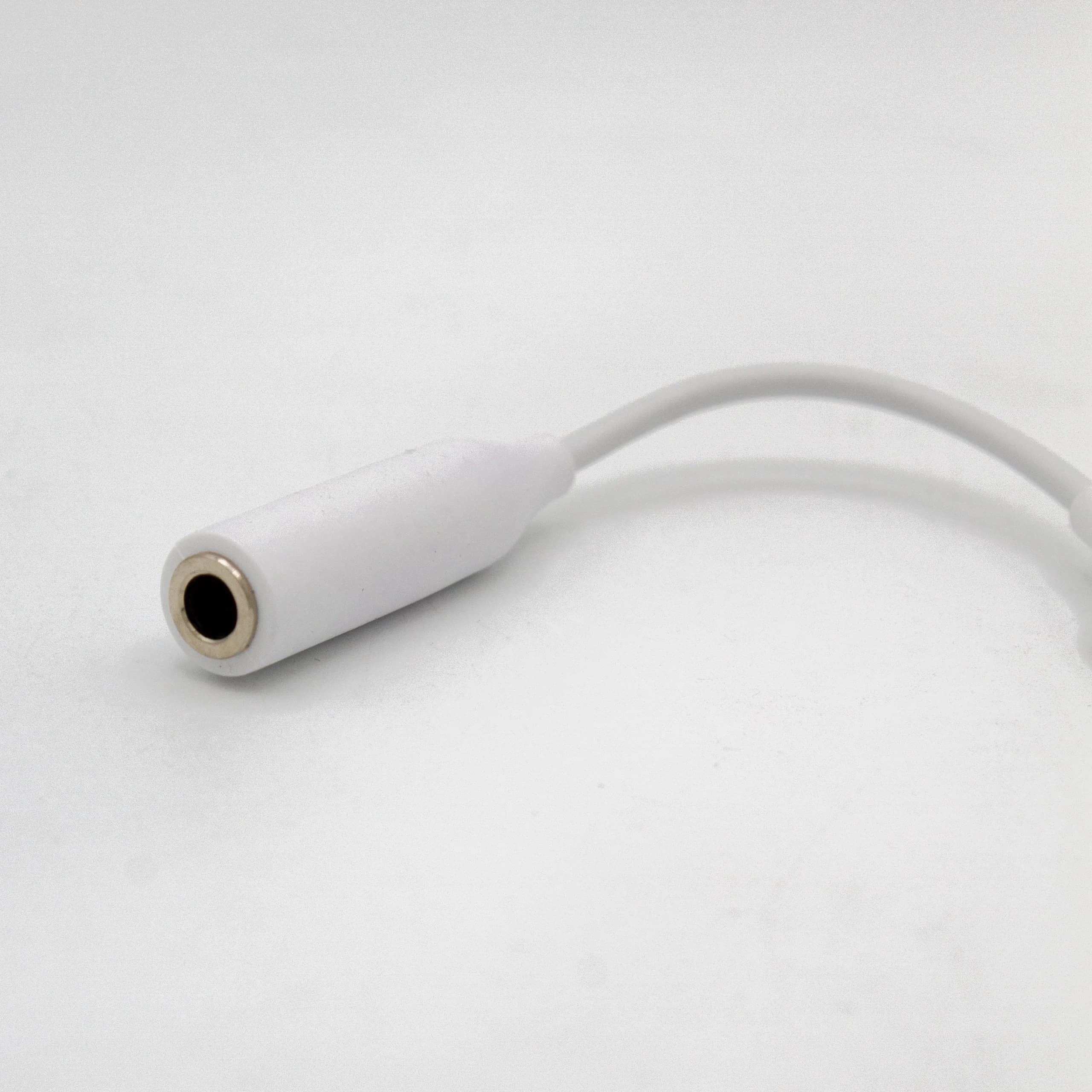تبدیل usb-c به جک 3.5 میلی متری AUX — تصویر ۵