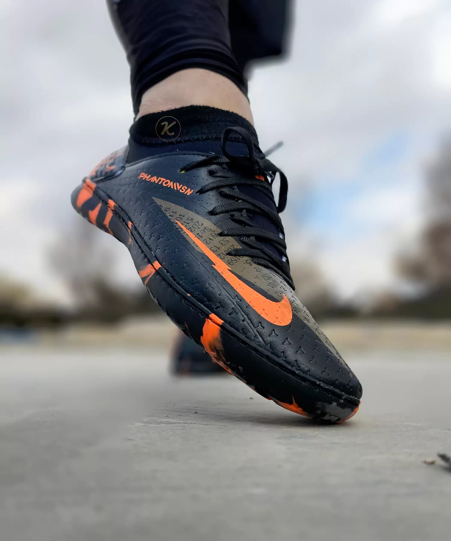 کفش فوتسال نایک فانتوم مشکی نارنجی Nike Phantom — تصویر ۴