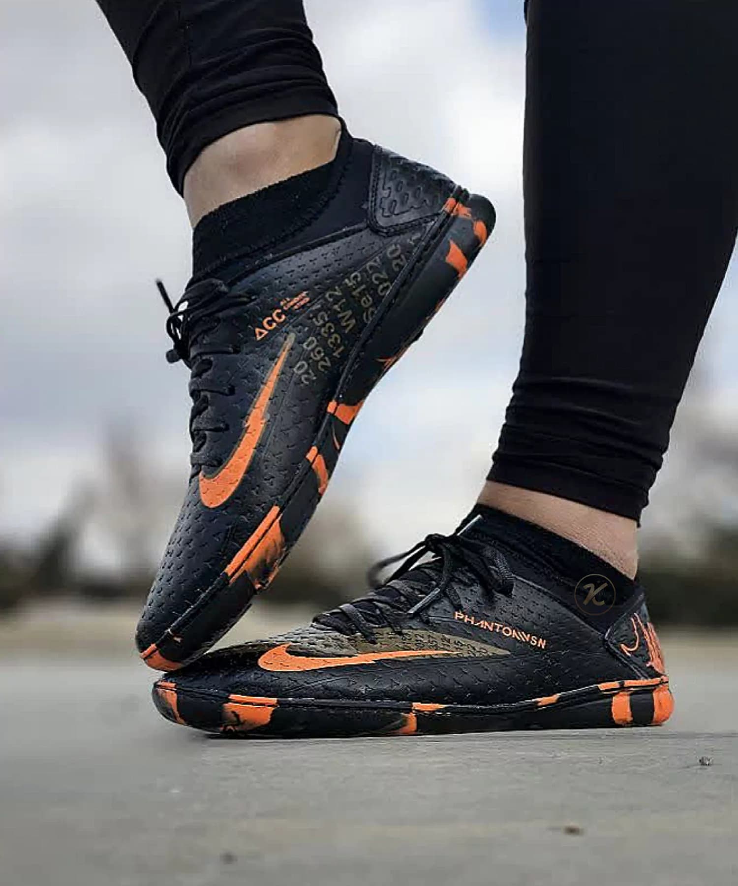 کفش فوتسال نایک فانتوم مشکی نارنجی Nike Phantom — تصویر ۳