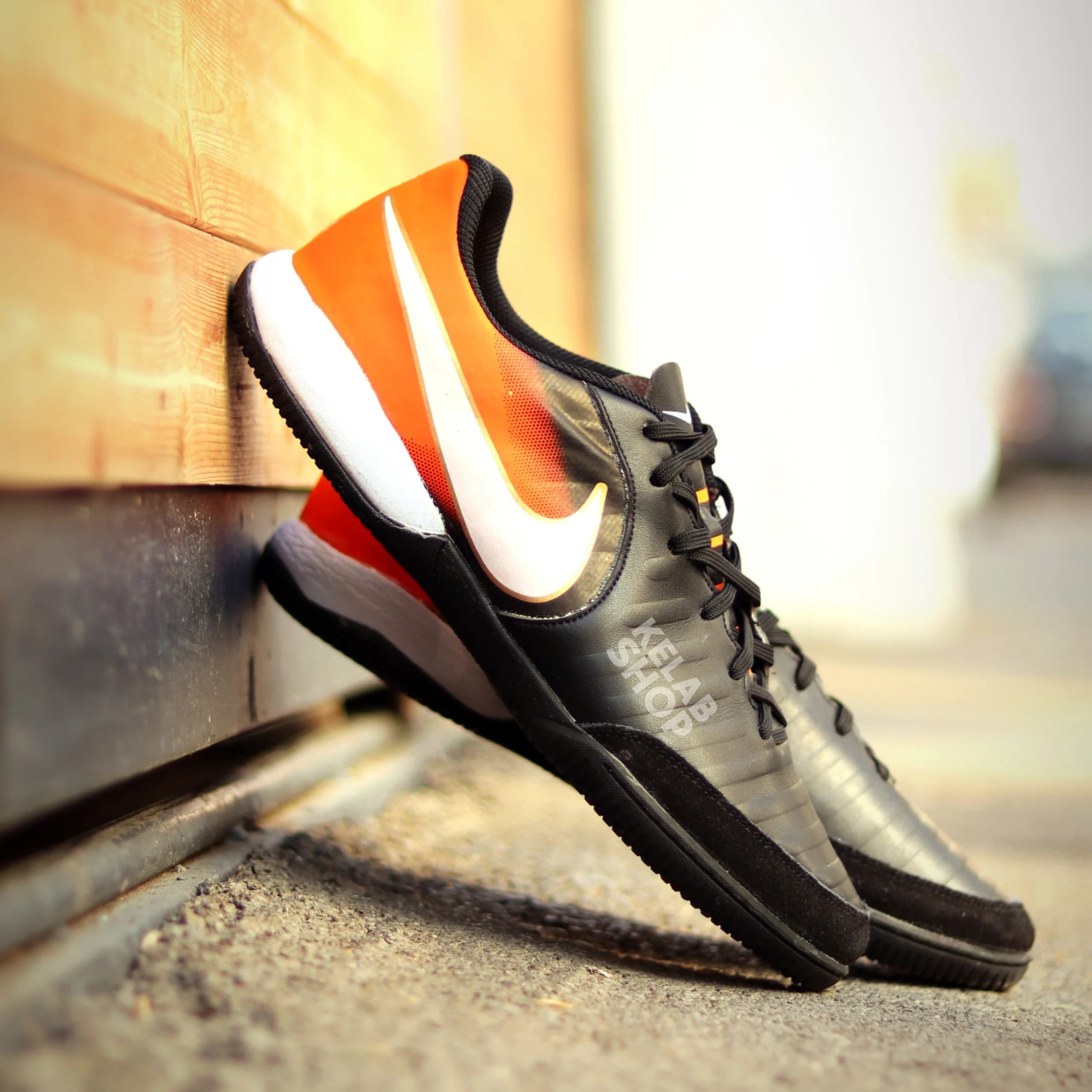 کفش سالنی تمپو ایکس مشکی نارنجی Nike Tiempo X — تصویر ۷