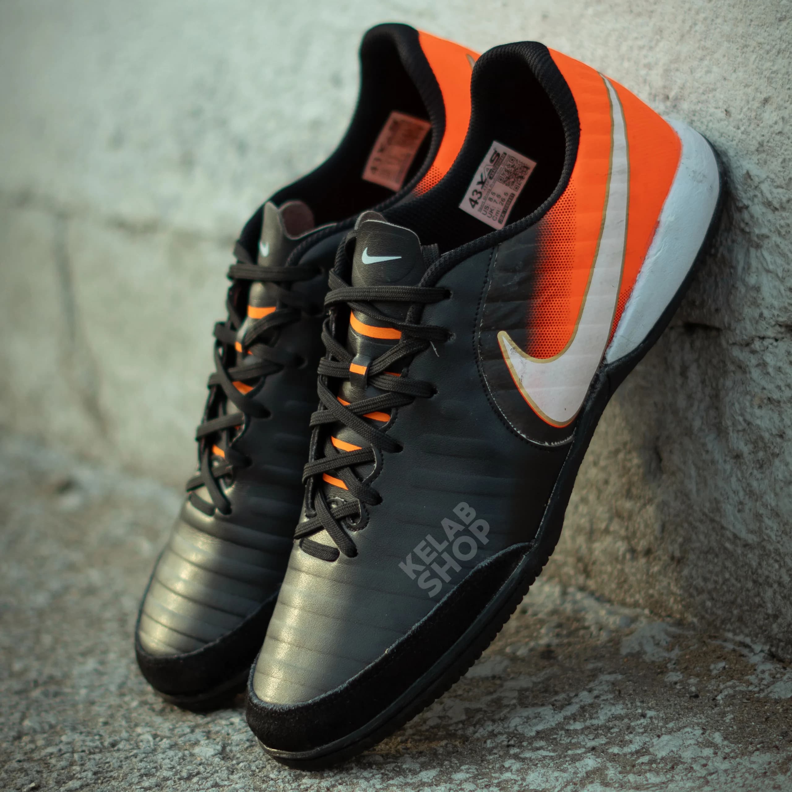 کفش سالنی تمپو ایکس مشکی نارنجی Nike Tiempo X — تصویر ۶