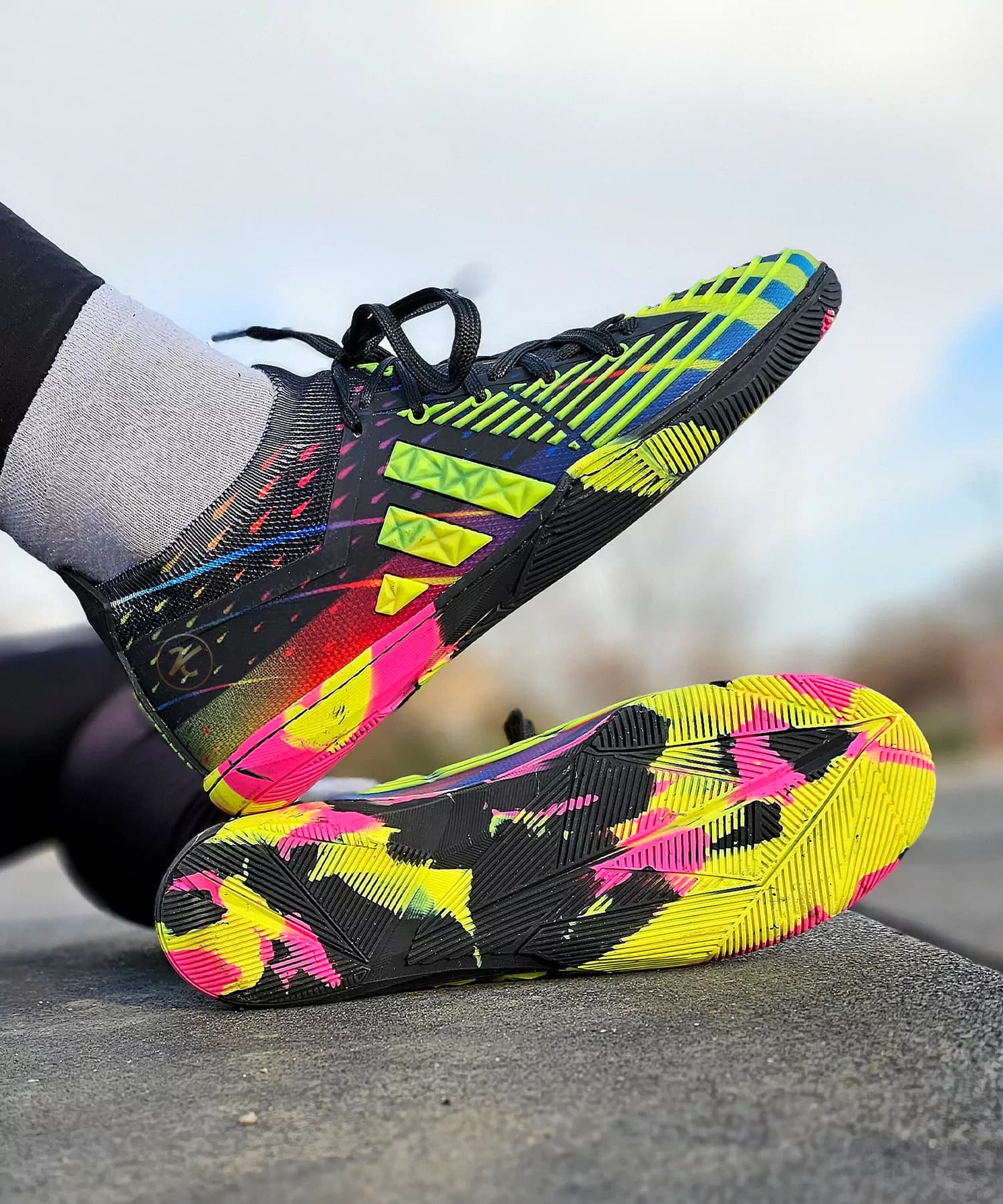 کفش سالنی آدیداس پردیتور ۲۰۲۳ مشکی Adidas Predator 2023 — تصویر ۳