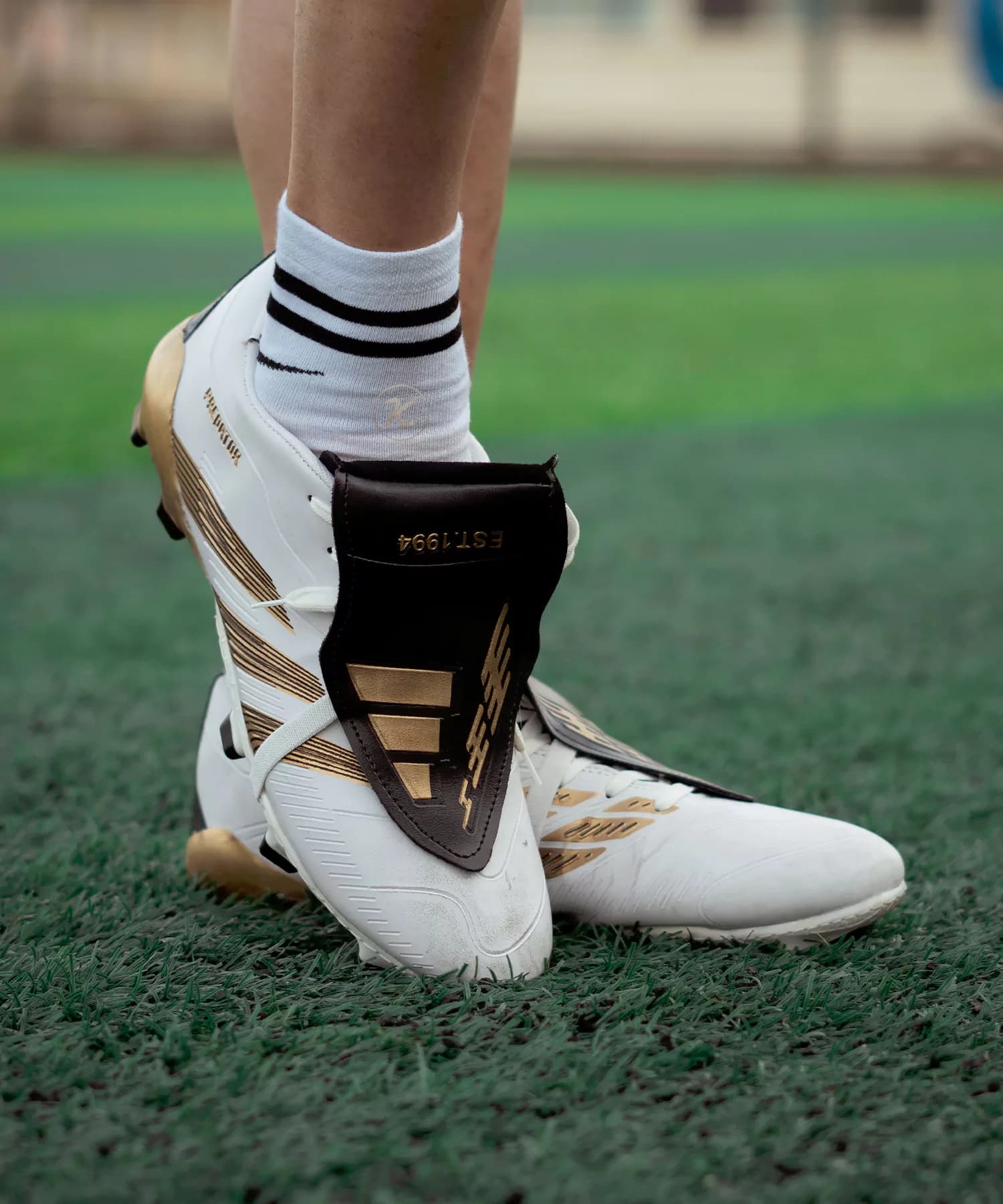 کفش فوتبال آدیداس بلینگهام سفید طلایی Adidas Bellingham — تصویر ۳