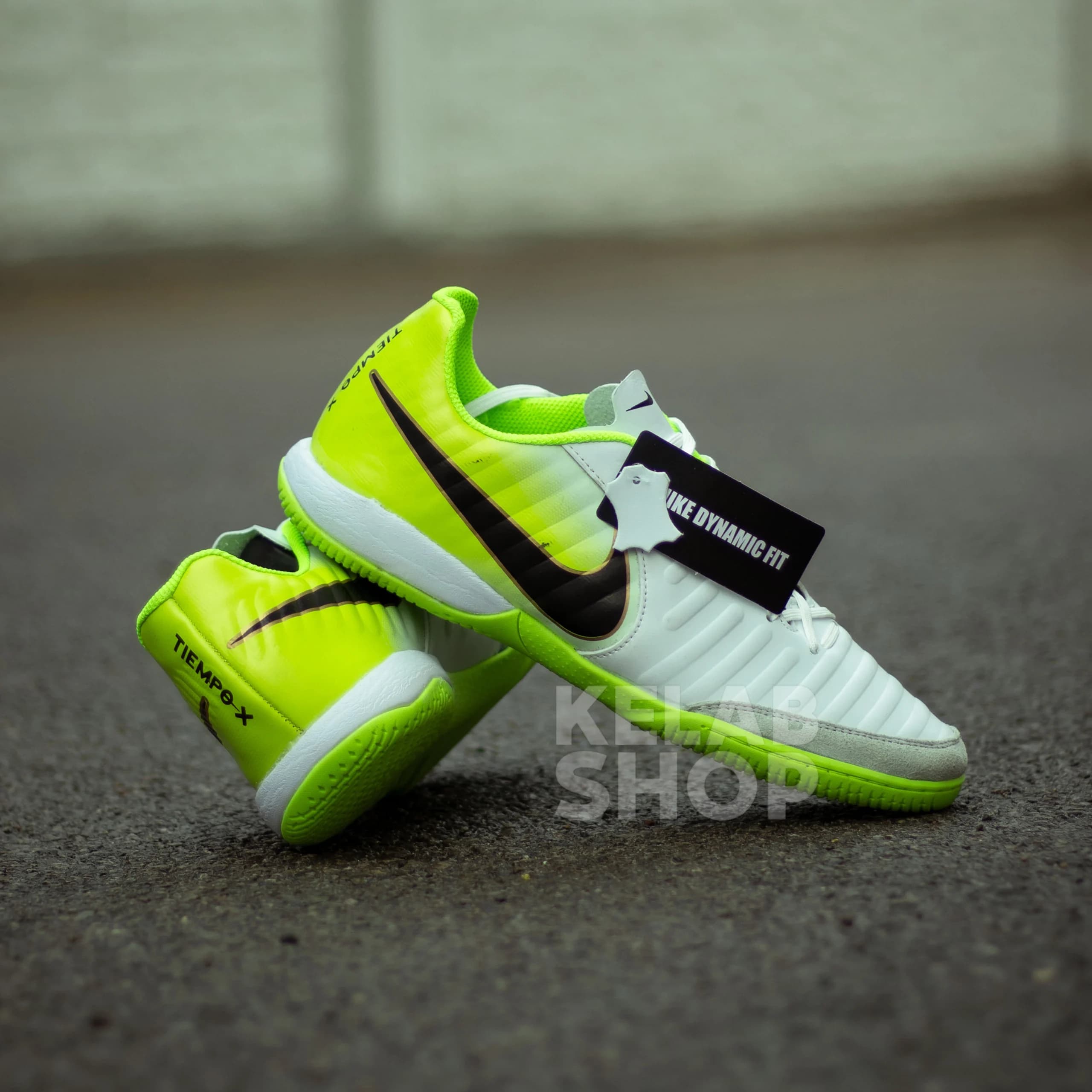 کفش فوتسال تمپو ایکس سفید سبز Nike Tiempo X — تصویر ۶