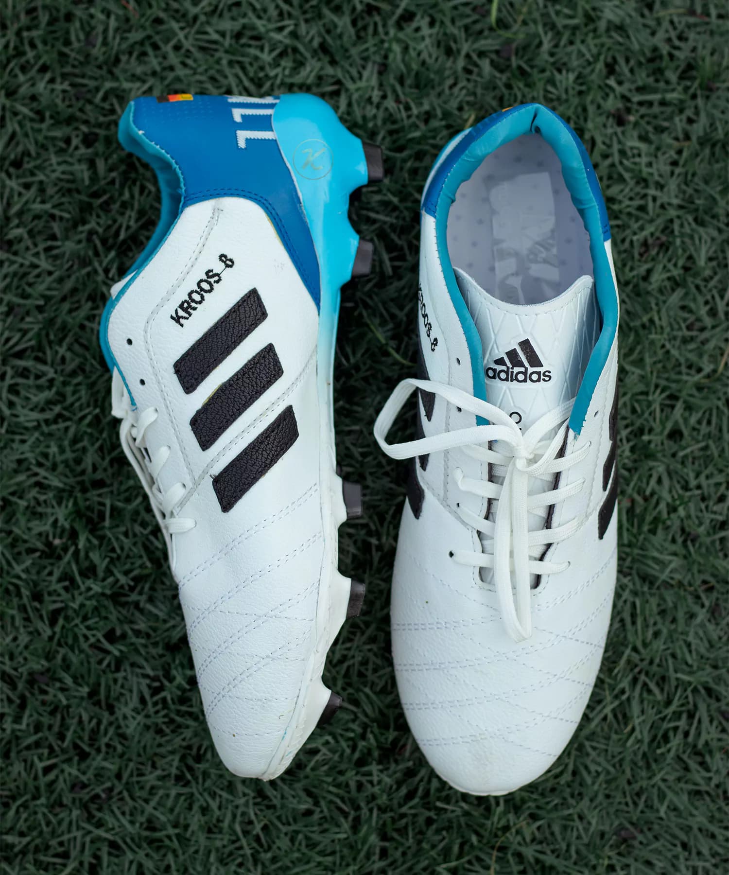 کفش فوتبال آدیداس کروس سفید آبی Adidas Kroos — تصویر ۷
