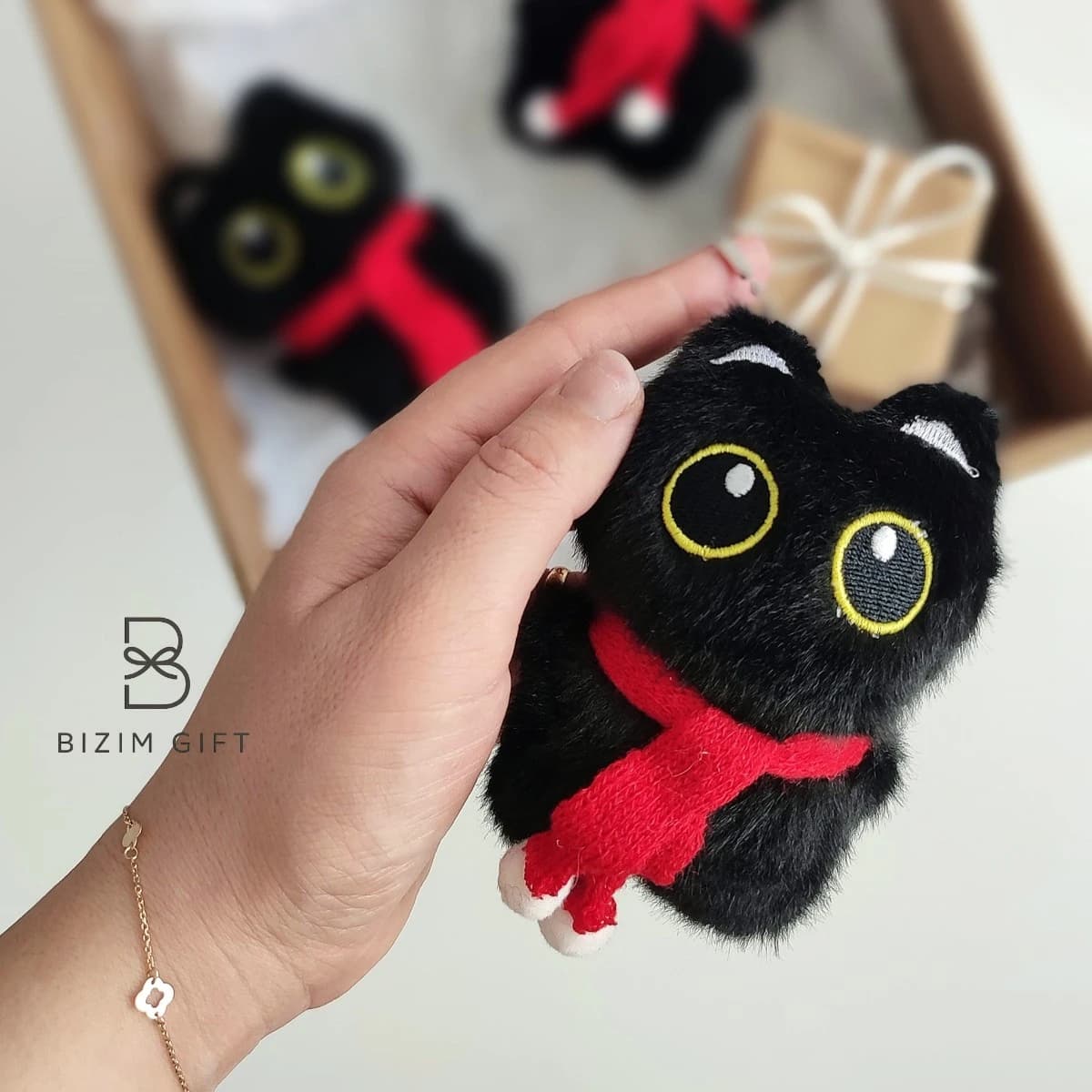 آویز گربه سیاه